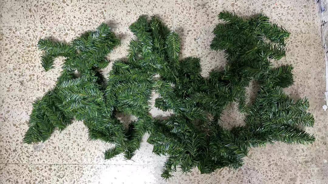 Guirnalda verde 2.7m 51143-1