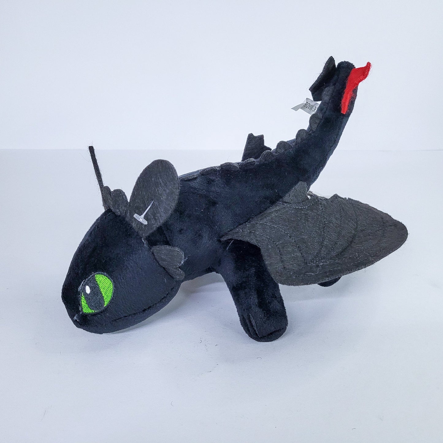 Peluche entrena dragon 25cm(240unidad)