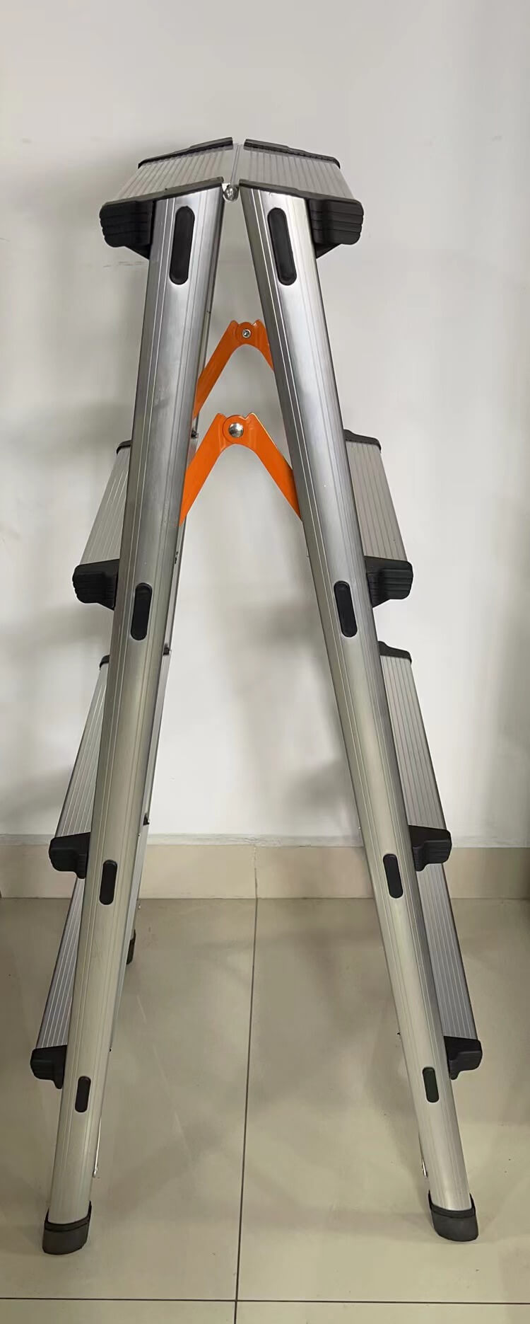 Escalera 1m c/4 escalones 51145-4