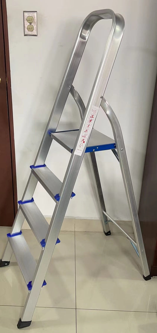 Escalera 1.8m c/6 escalones51145-3